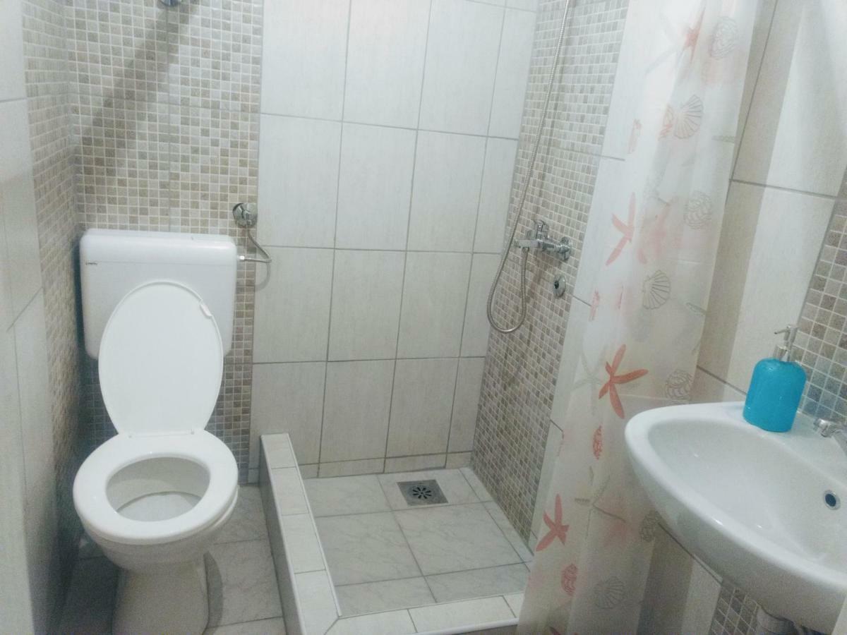 Guesthouse Flaghome โมสตาร์ ภายนอก รูปภาพ
